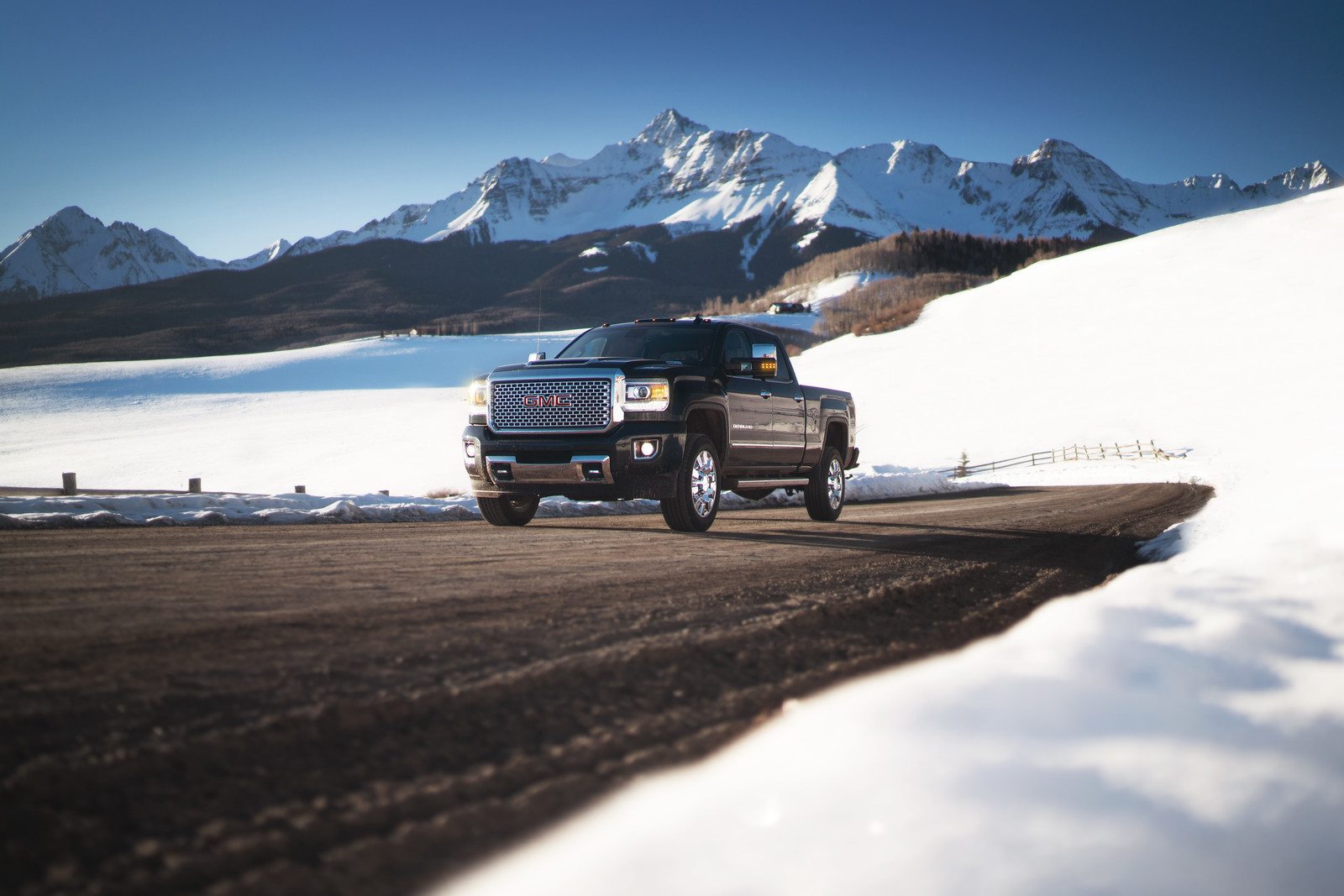 Outdoor vehicle commercial photography of GMC in Winter
