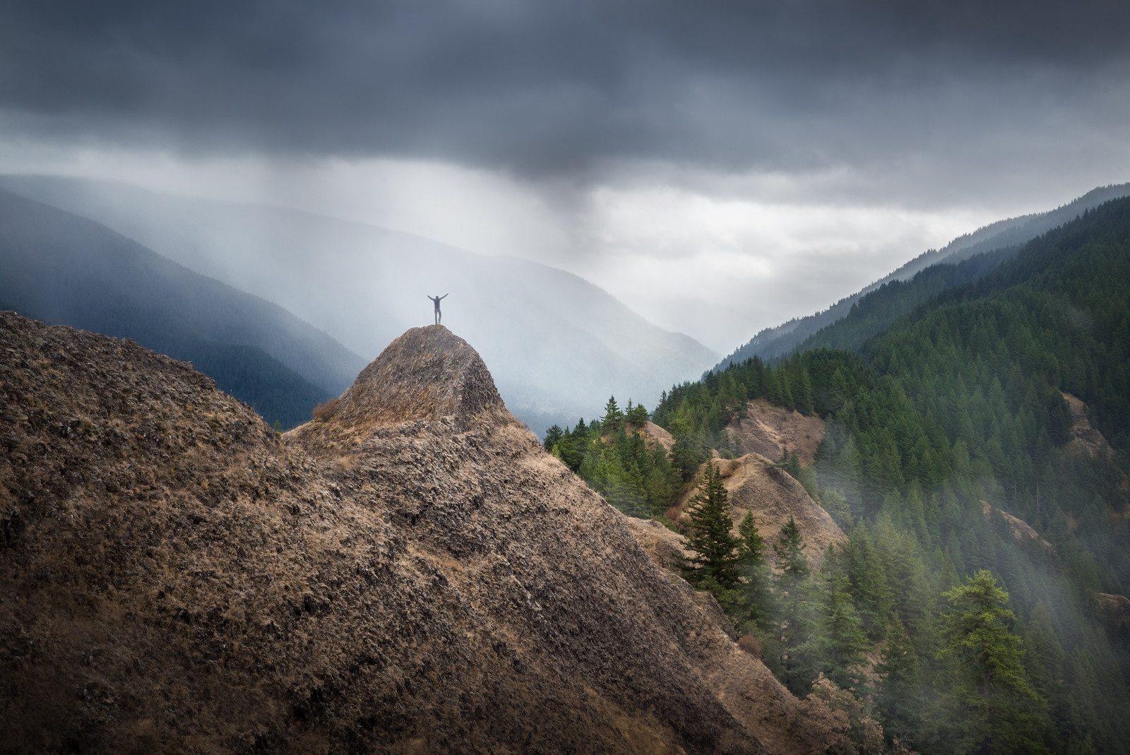 A hiker at Munra Point in the Columbia River Gorge, Oregon