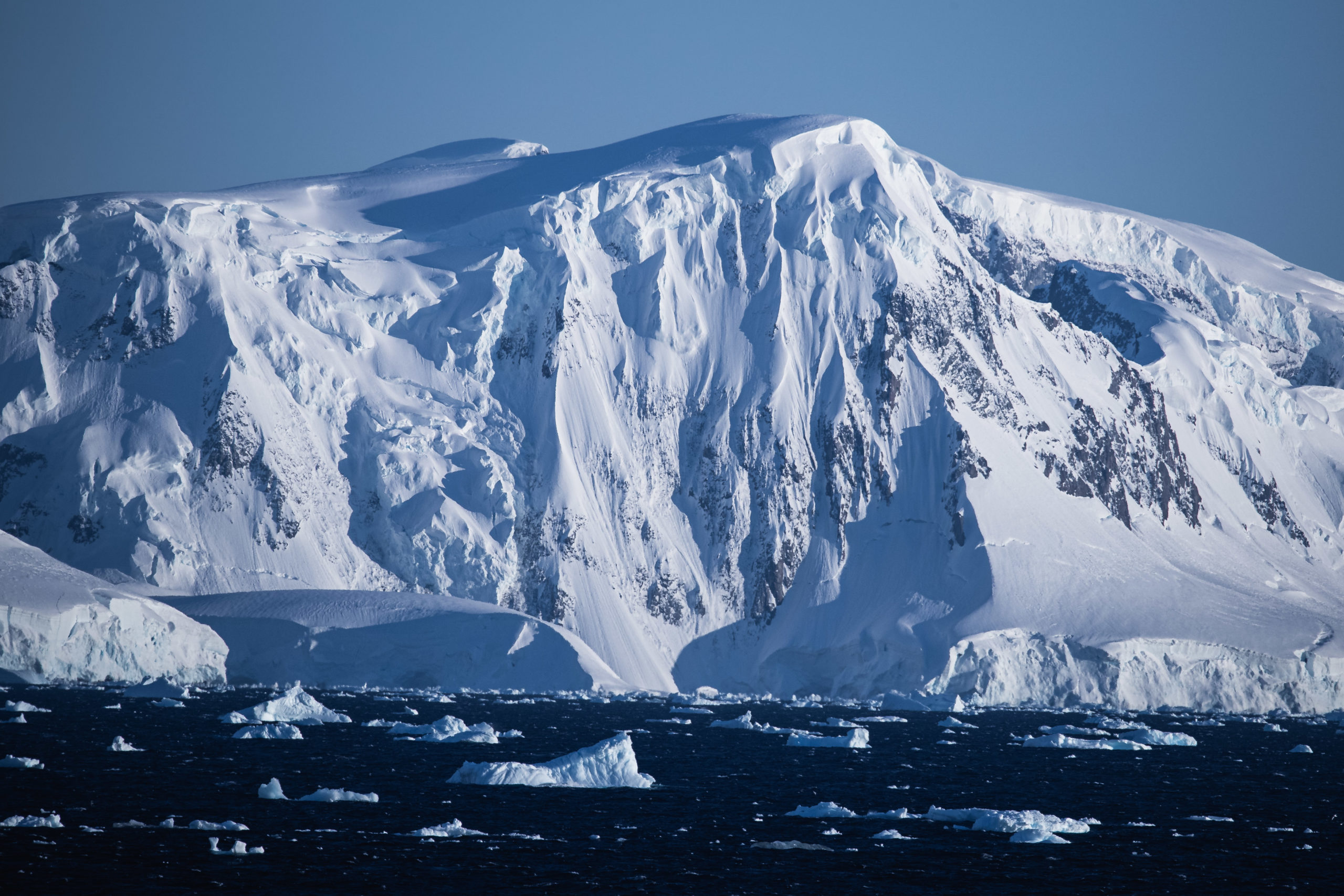Landscape photography of a mountain in Paradise Bay in the Antarctic Peninsula